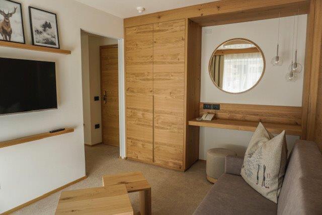 Garni B&B Schenk セルヴァ・ディ・ヴァル・ガルデーナ エクステリア 写真